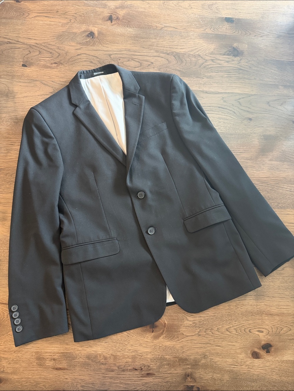 Egara Men's 40 Short 2 Button Skinny Fit Stretch Sports Suit Jacket Black